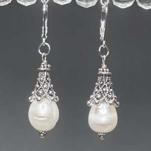 Freshwater Pearl Dangles (E0004)