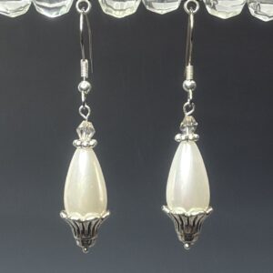 Shell pearl dangles (E0784)