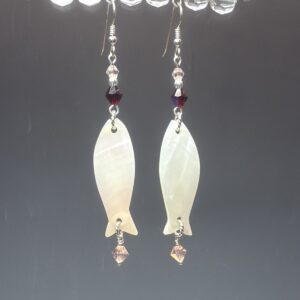 Mother of pearl fish dangles (E0931)