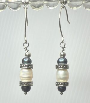 Pearl dangles (E0723)