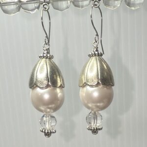 Domed shell pearl dangles (E0747)