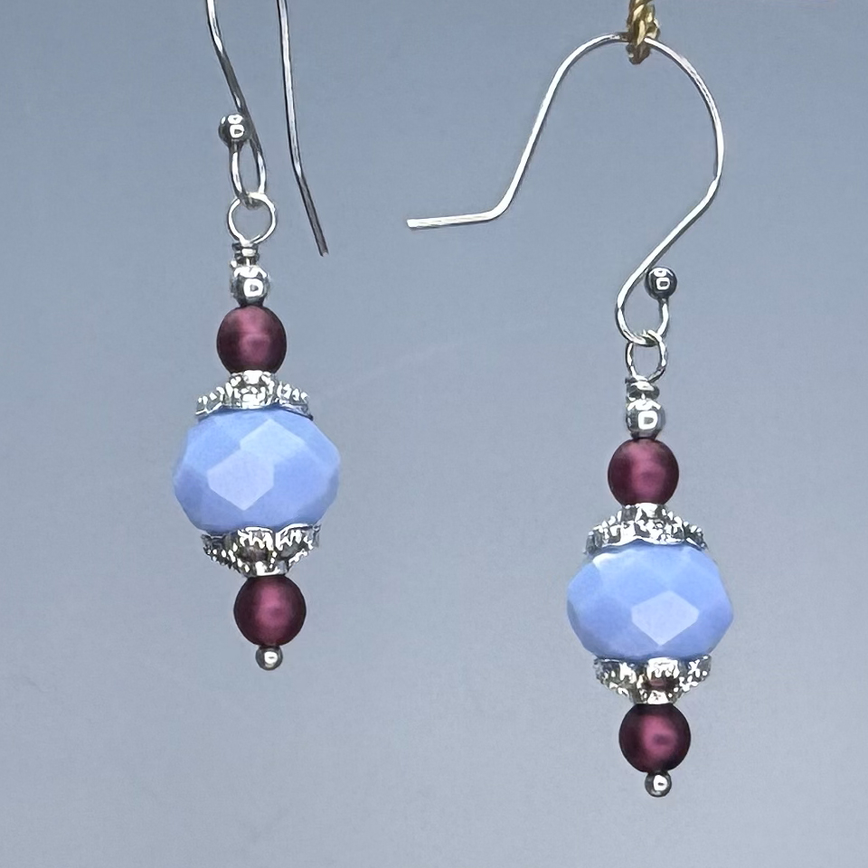 Periwinkle Faceted Glass & Pearlized Glass Dangles (E2288)