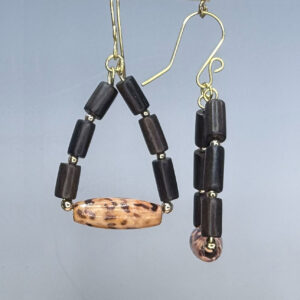 Wooden Triangle Dangles (E2315)