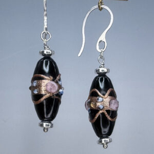 Black Wedding Cake Dangles (E2401)