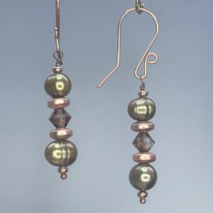 Green Whorled pearl & crystal dangles (E2614)