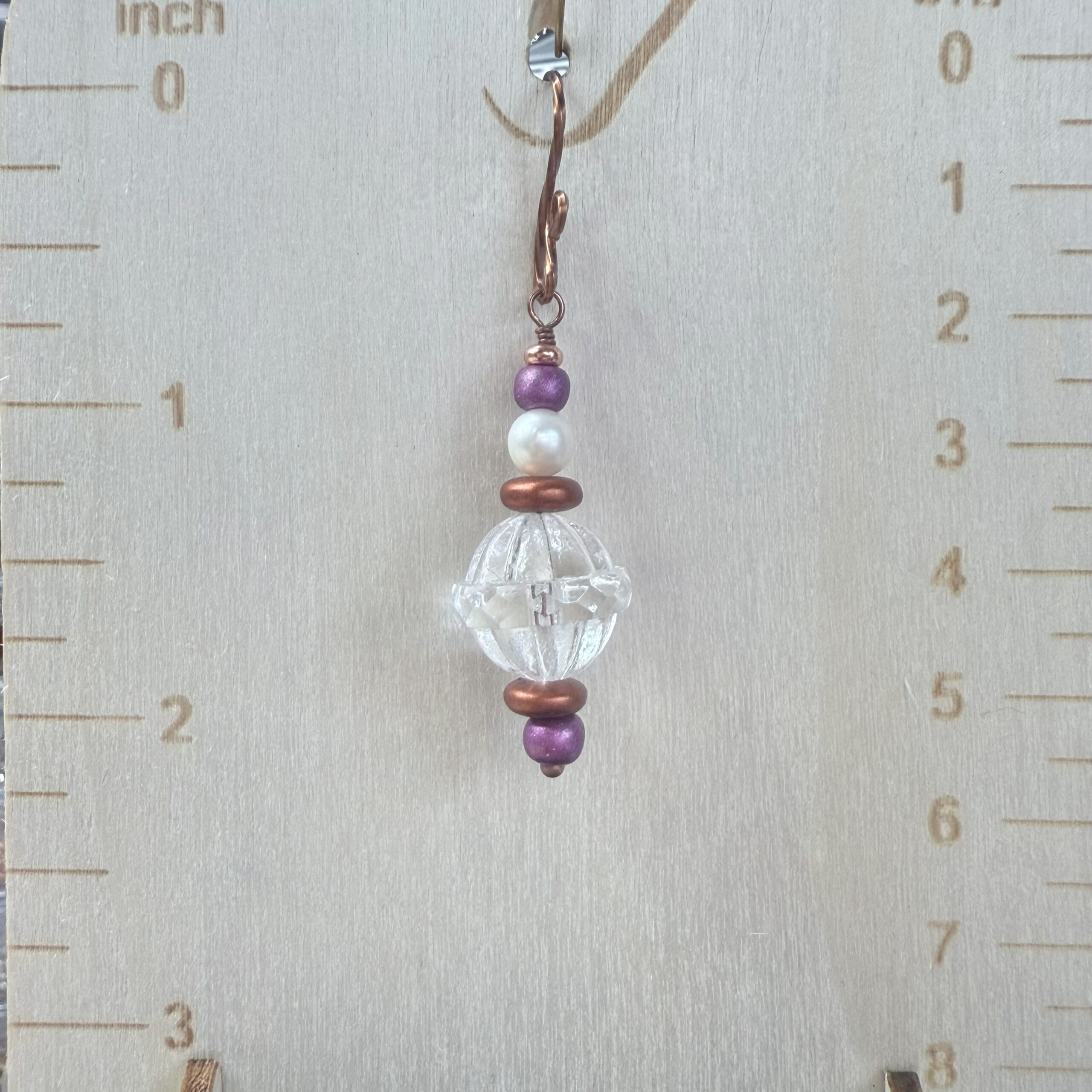 Vintage Pressed Glass Dangles (E3099) - Image 2