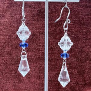Fluted Pressed Glass & K9 Obelisk Dangles (E3816)