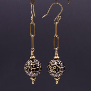 Swinging Black Acrylic Dangles (E4336)