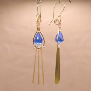 Brass Spine & Crystal Dangles (E4862)